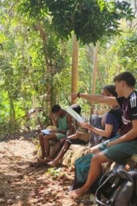 volunteer-monitoring-biodiversity-nosy-komba