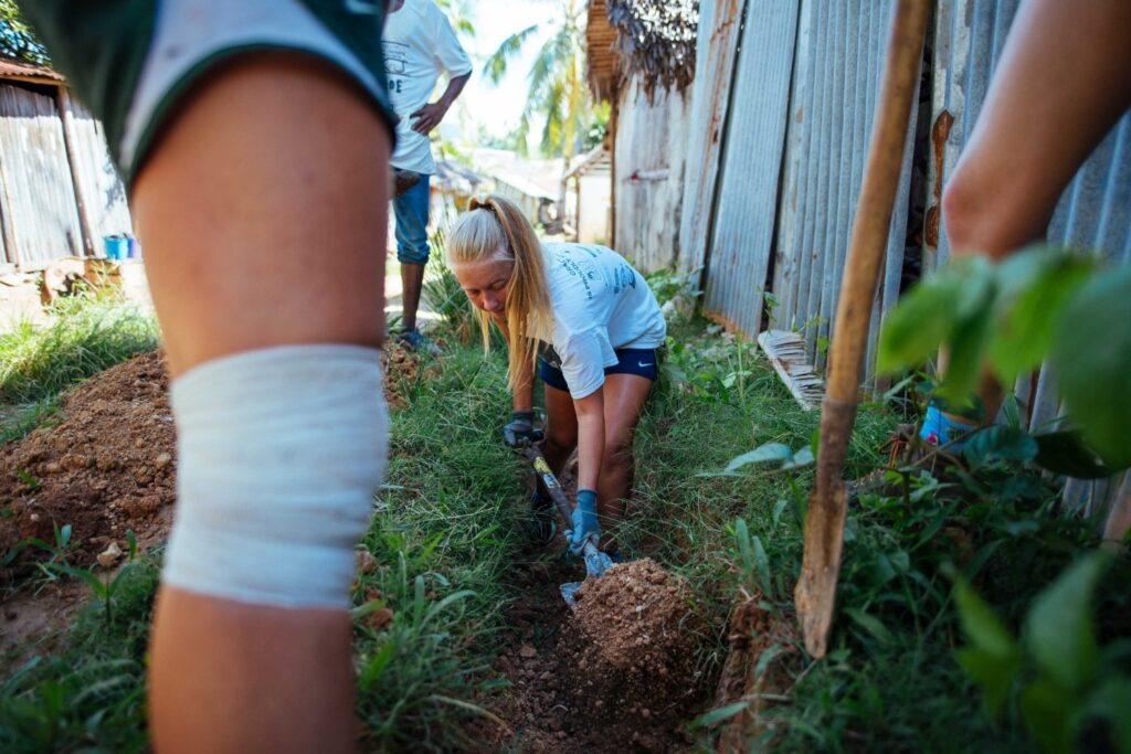 community-construction-volunteer-madagascar